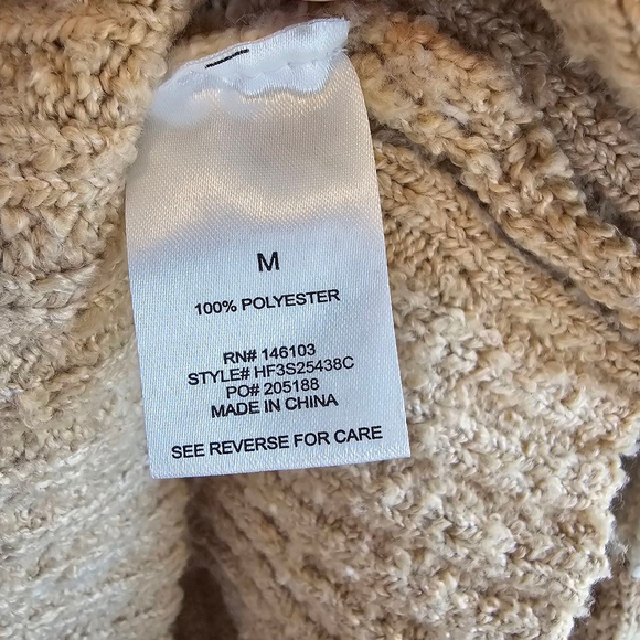 Women's Hippie Rose Sweater, bell sleeve Size M, Beige & White - Picture 7 of 8